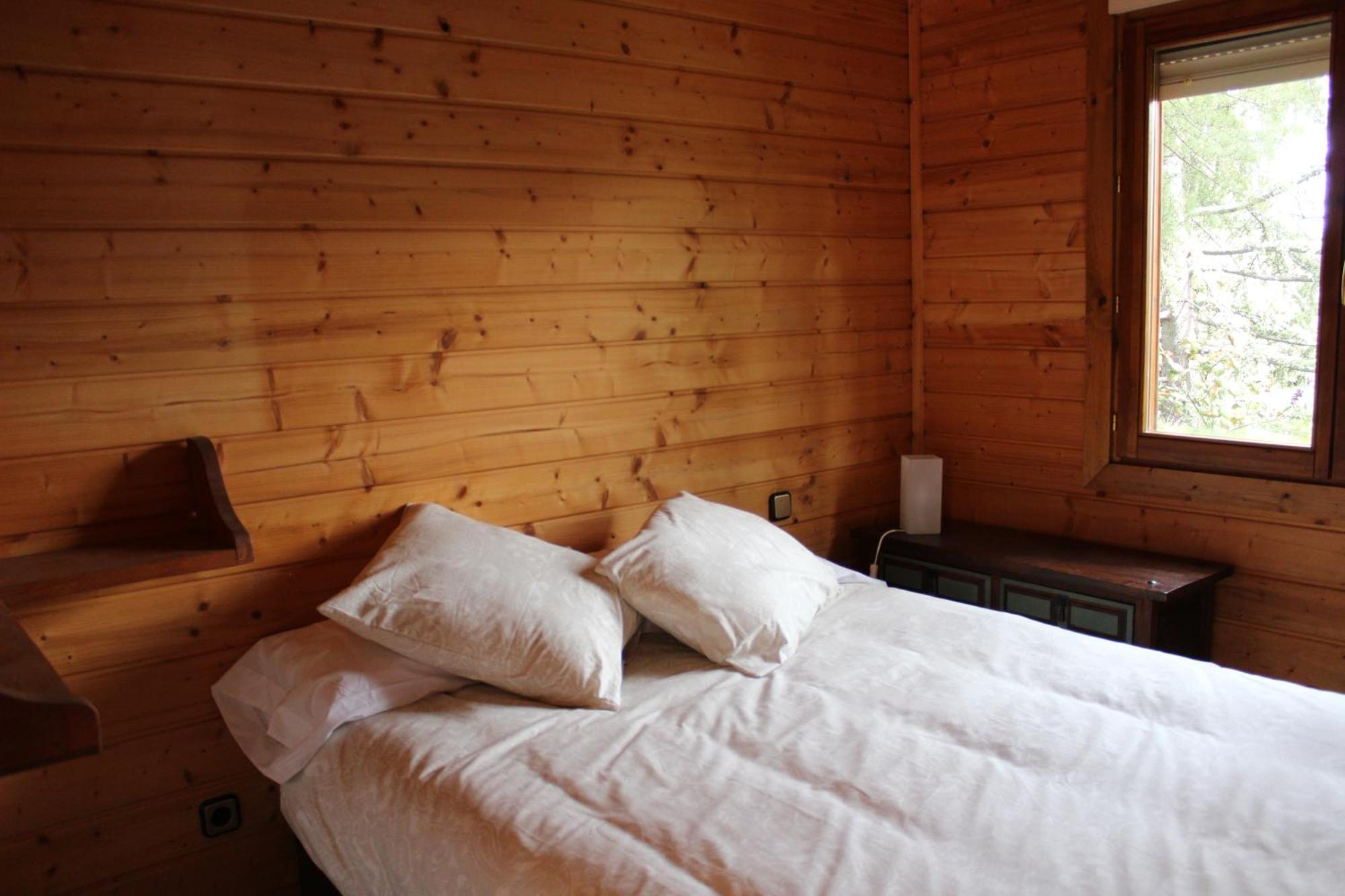 A Leira - Chalet Con Piscina En 贝塞里尔德拉谢拉 外观 照片